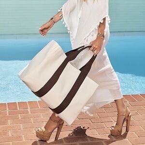 Le Bar Marché x Curateur La Plage Tote Bag